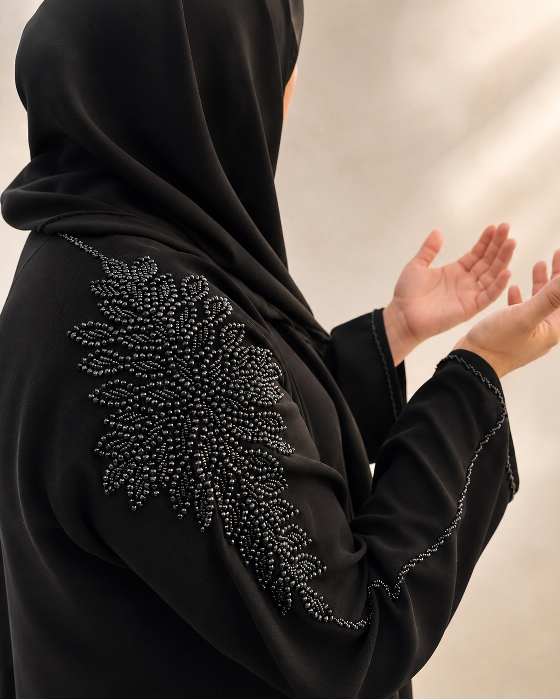 Zahra Noir Abaya handcrafted detail